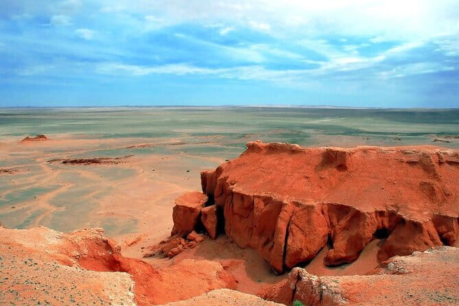 6 Days Gobi Desert Tour with complimentary airport pickup - Day three: fossils and sunset colors at Flaming Cliffs