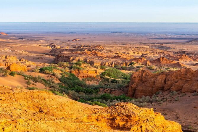 6 Days Gobi Desert Tour with complimentary airport pickup - What the private format changes