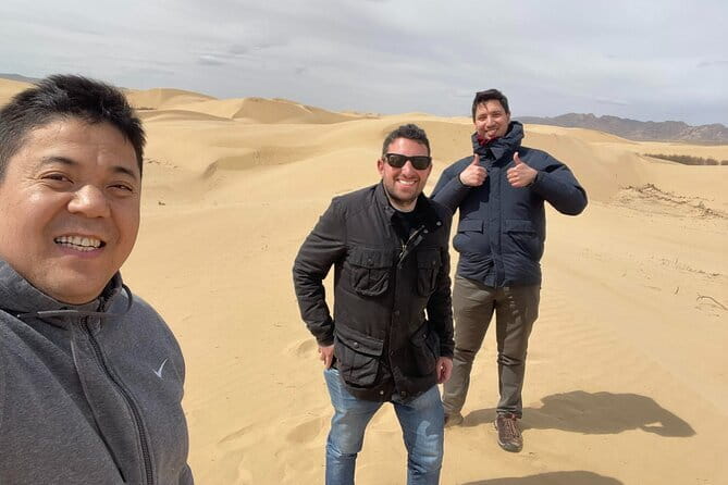 6 Days Gobi Desert Tour with complimentary airport pickup - Day two: the eroded walls of Tsagaan Suvarga