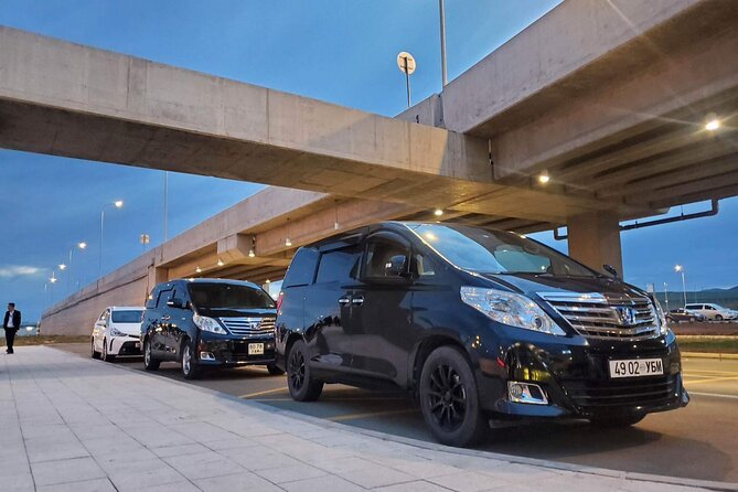 Airport Private Transfer - Child seats, water, and other useful details