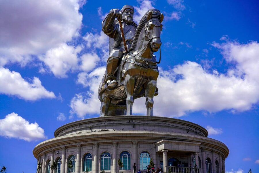Best 6-Day Gobi Tour Discover Mongolia - Day 6: The long return to Ulaanbaatar