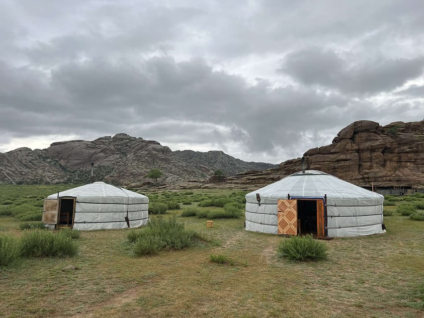 Central Mongolia Guided 3-Day Comfortable Tour - Day three: Erdene Khamba Monastery and the return