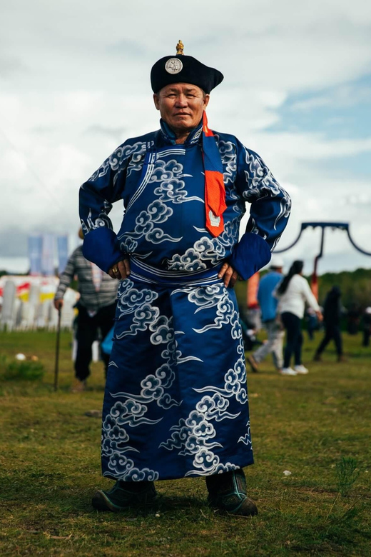 Day tour with Traditional clothes and photographer - The Chinggis Khaan Statue and Mongolia’s national story