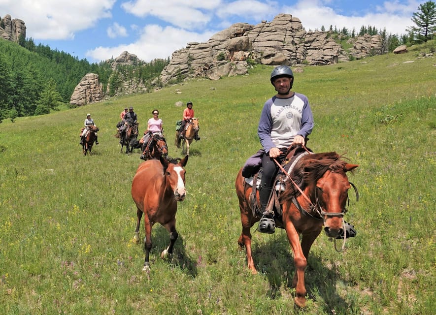 Horseback Riding Tour to Turtle Rock & Aryabal - A Mongolian lunch in the middle of the day