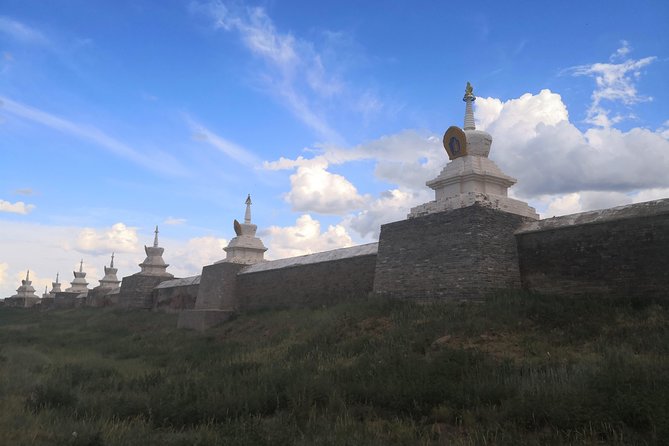 Mini Gobi and the ancient capital Kharkhorin - 4 days - Ger accommodation and a closer look at nomad life