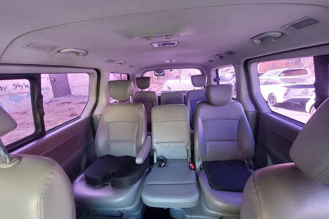 Mongolia - Sedan, Lexus, UAZ Minivan, 4WD Tour& Transport Service - Starting in Ulaanbaatar with a private pickup