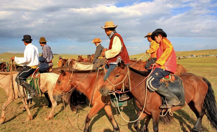 Transport Terelj national park , Chinggis Khaan statue , - What this Ulaanbaatar day trip really offers